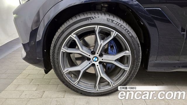 BMW X6 2023 — Photo 16/20