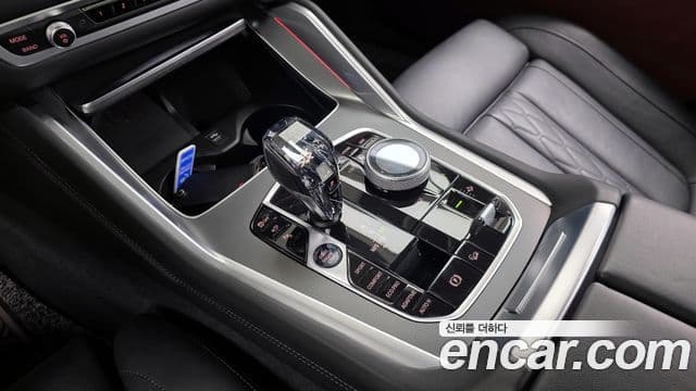 BMW X6 2023 — Photo 6/20