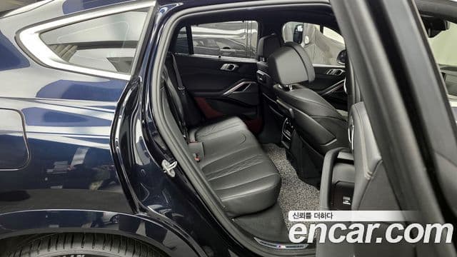 BMW X6 2023 — Photo 12/20