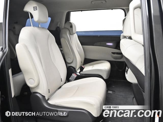 Kia Carnival 2022 — Фото 11/20