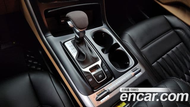 Kia Carnival 2023 — Фото 9/20