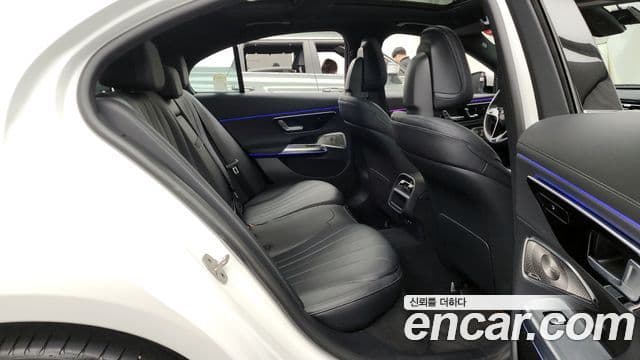 Mercedes-Benz E-Class 2025 — Şəkil 12/20