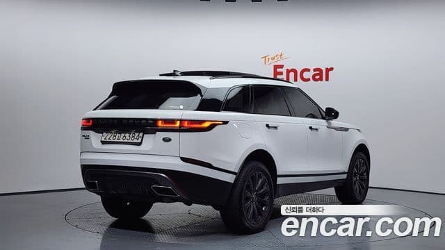 Land Rover Range Rover Velar 2019 — ფოტო 2/20