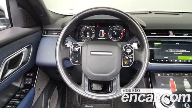 Land Rover Range Rover Velar 2019 — ფოტო 13/20