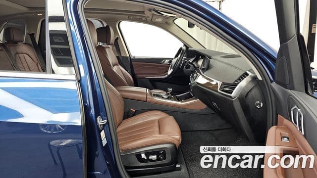 BMW X5 2019 — Фото 11/20
