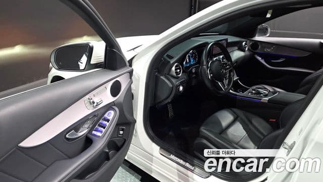 Mercedes-Benz C-Class 2021 — Photo 11/20