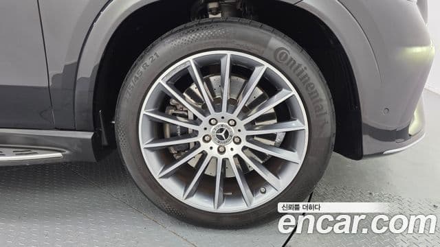 Mercedes-Benz GLE-Class 2024 — ფოტო 5/20