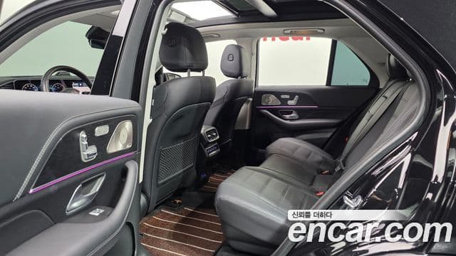 Mercedes-Benz GLE-Class 2024 — фото 12 из 20
