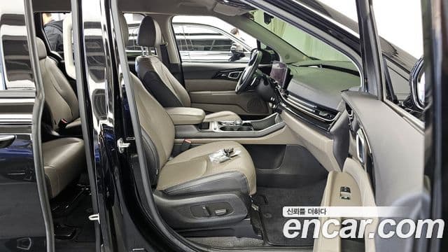 Kia Carnival 2024 — Şəkil 18/20