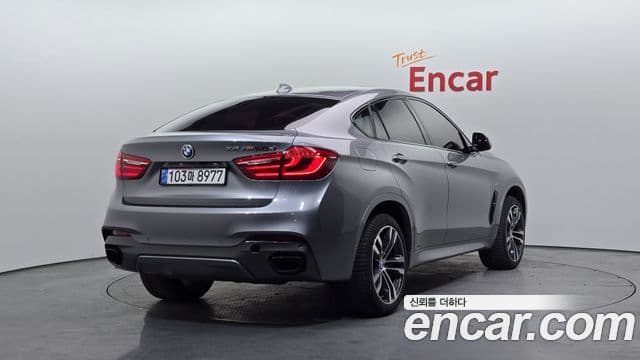 BMW X6 2018 — Photo 9/20