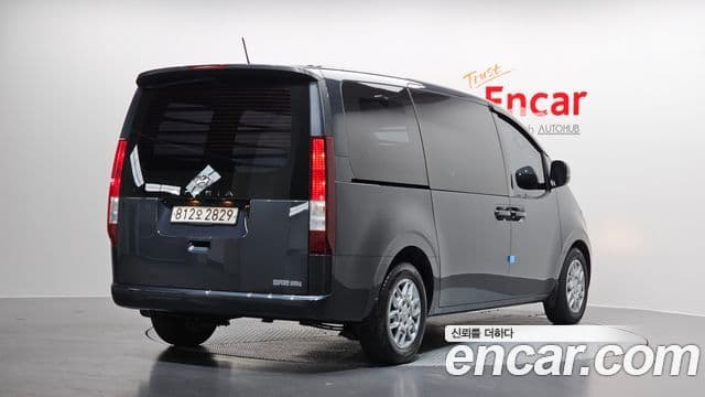 Hyundai Staria 2022 — Şəkil 2/20