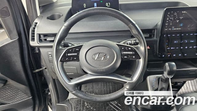 Hyundai Staria 2022 — Şəkil 13/20