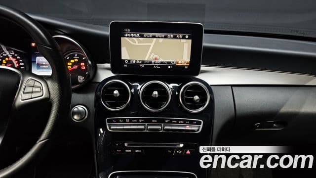 Mercedes-Benz C-Class 2018 — Şəkil 6/20