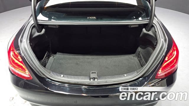 Mercedes-Benz C-Class 2018 — Şəkil 5/20