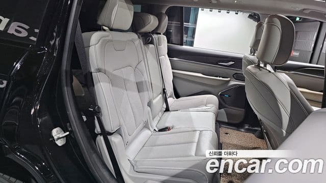 Jeep Grand Cherokee 2021 — Şəkil 12/20