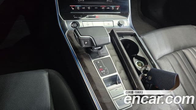 Audi A6 2021 — Şəkil 9/20