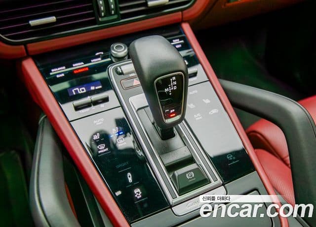 Porsche Cayenne 2019 — Şəkil 20/20