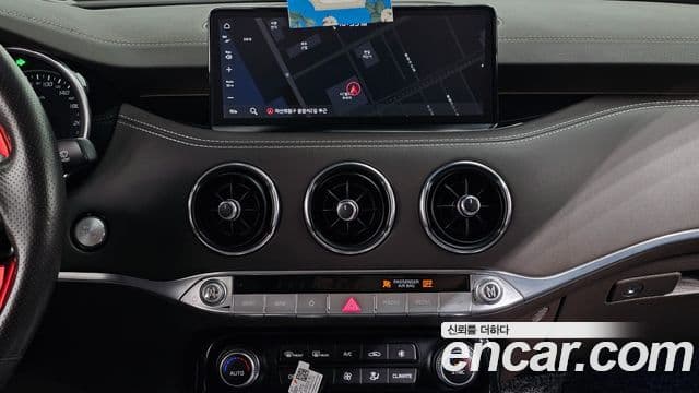 Kia Stinger 2020 — Фото 14/20