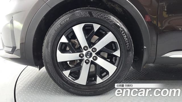Kia Sorento 2020 — ფოტო 5/20