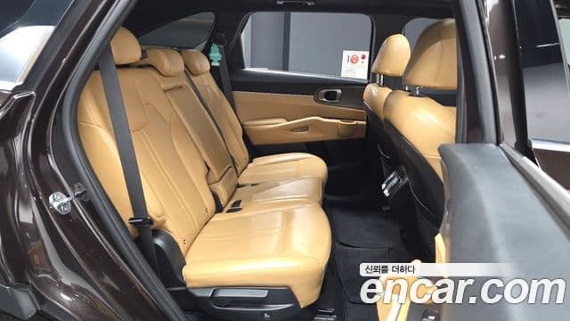 Kia Sorento 2020 — ფოტო 12/20