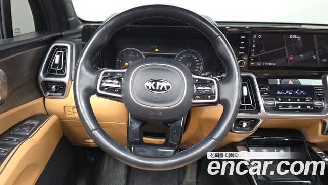 Kia Sorento 2020 — ფოტო 13/20