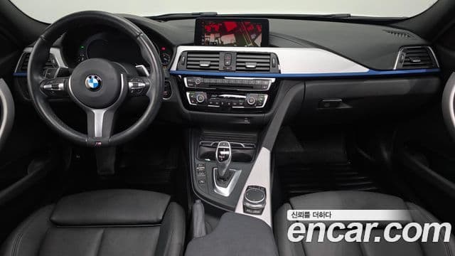 BMW 3 Series 2018 — ფოტო 10/20