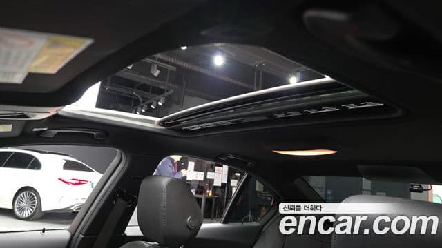 BMW 3 Series 2018 — ფოტო 19/20