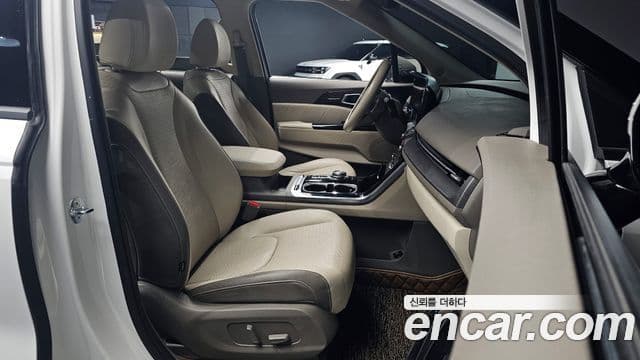 Kia Carnival 2023 — Photo 20/20