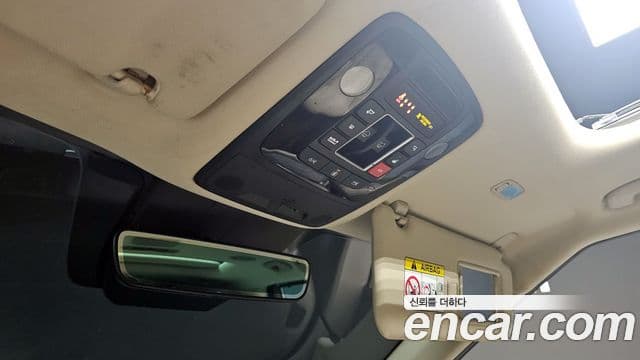 Kia Carnival 2023 — Photo 2/20