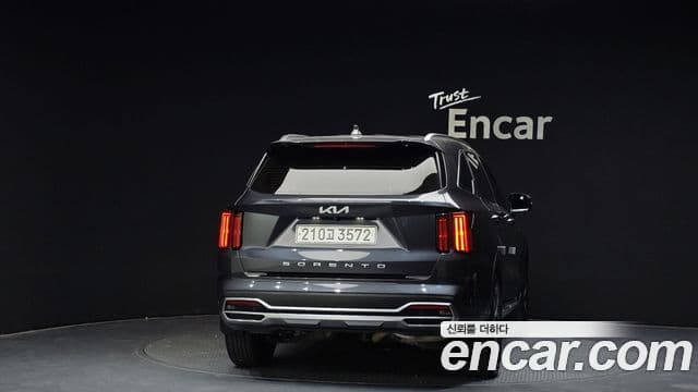 Kia Sorento 2021 — Фото 4/20