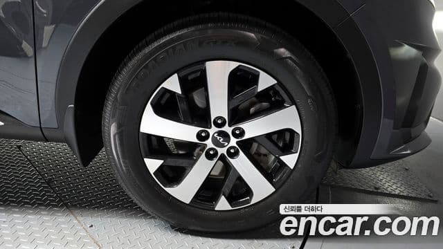 Kia Sorento 2021 — Фото 5/20