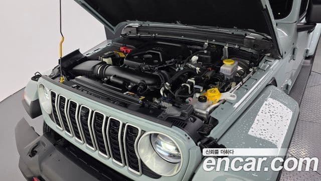 Jeep Wrangler 2024 — ფოტო 5/20