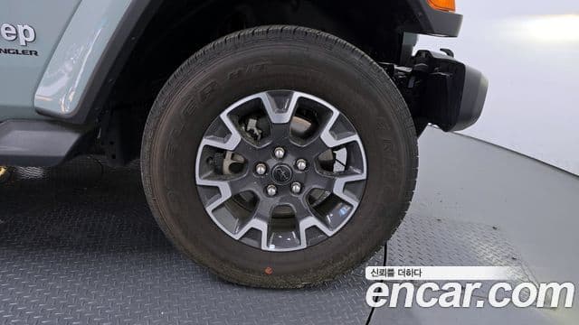 Jeep Wrangler 2024 — Photo 20/34