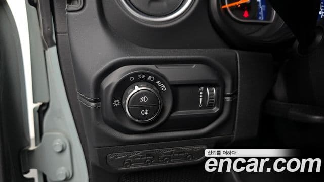 Jeep Wrangler 2024 — Photo 11/34