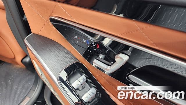 Mercedes-Benz S-Class 2022 — ფოტო 18/20
