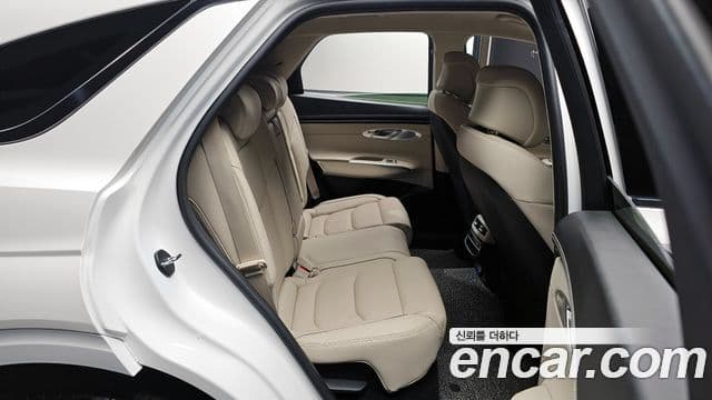 Genesis GV70 2024 — фото 11 из 20
