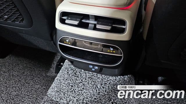 Genesis GV70 2024 — Şəkil 19/20