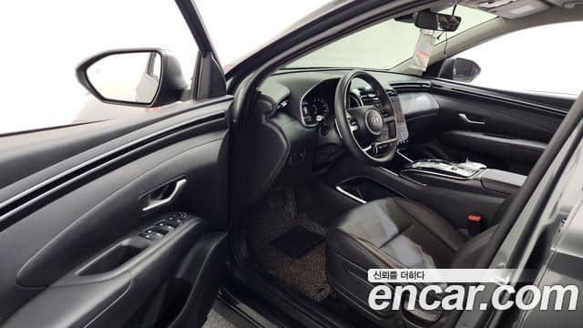 Hyundai The New Tucson 2022 — ფოტო 10/20