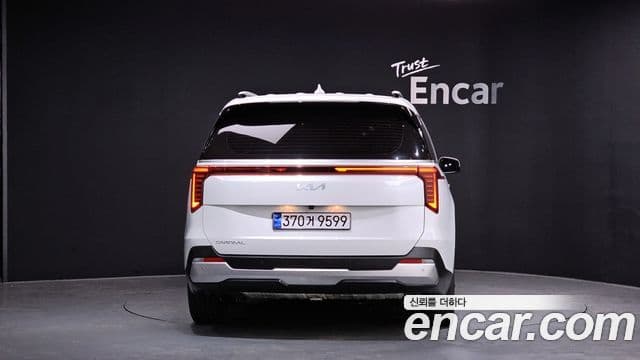 Kia Carnival 2024 — Şəkil 4/20