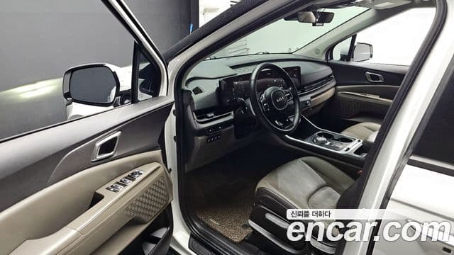 Kia Carnival 2024 — Şəkil 10/20