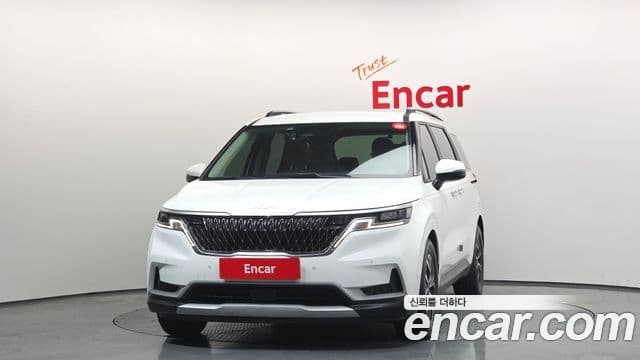 Kia Carnival 2023 — ფოტო 3/20