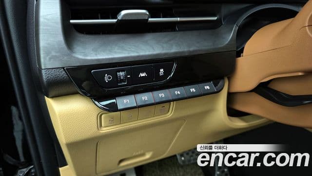 Kia Carnival 2021 — Şəkil 13/20