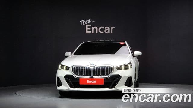 BMW 5 Series 2025 — ფოტო 3/20