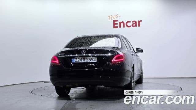 Mercedes-Benz C-Class 2019 — Şəkil 4/20
