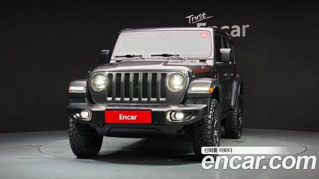Jeep Wrangler 2022 — ფოტო 2/20