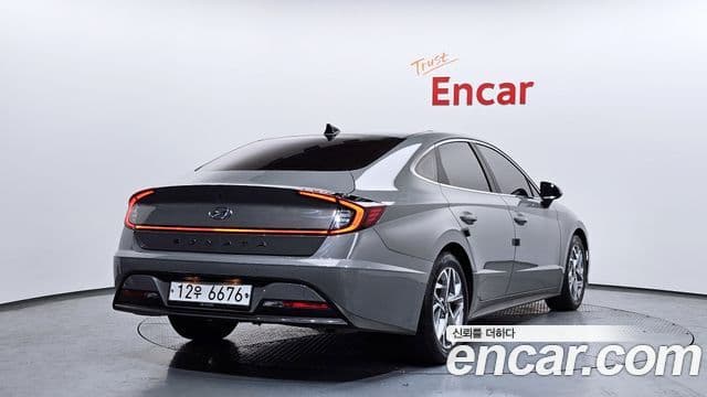 Hyundai Sonata 2019 — Фото 2/20