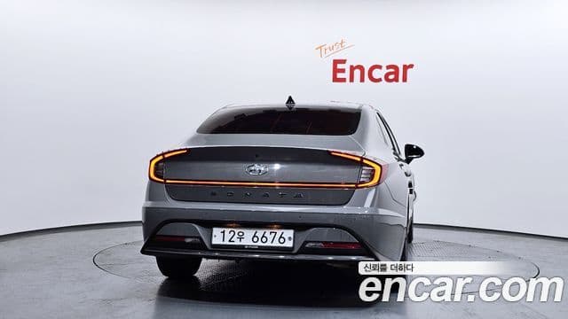 Hyundai Sonata 2019 — Фото 4/20