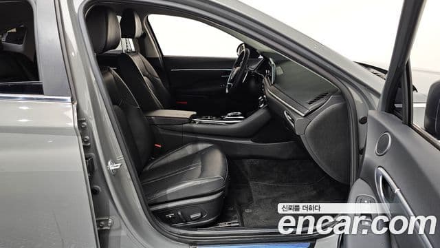 Hyundai Sonata 2019 — Фото 11/20