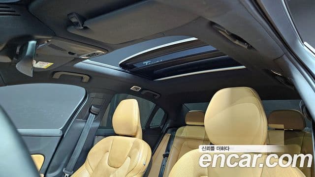 Volvo S60 2021 — Şəkil 18/20