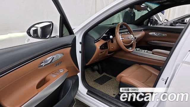 Genesis GV70 2021 — Şəkil 10/20